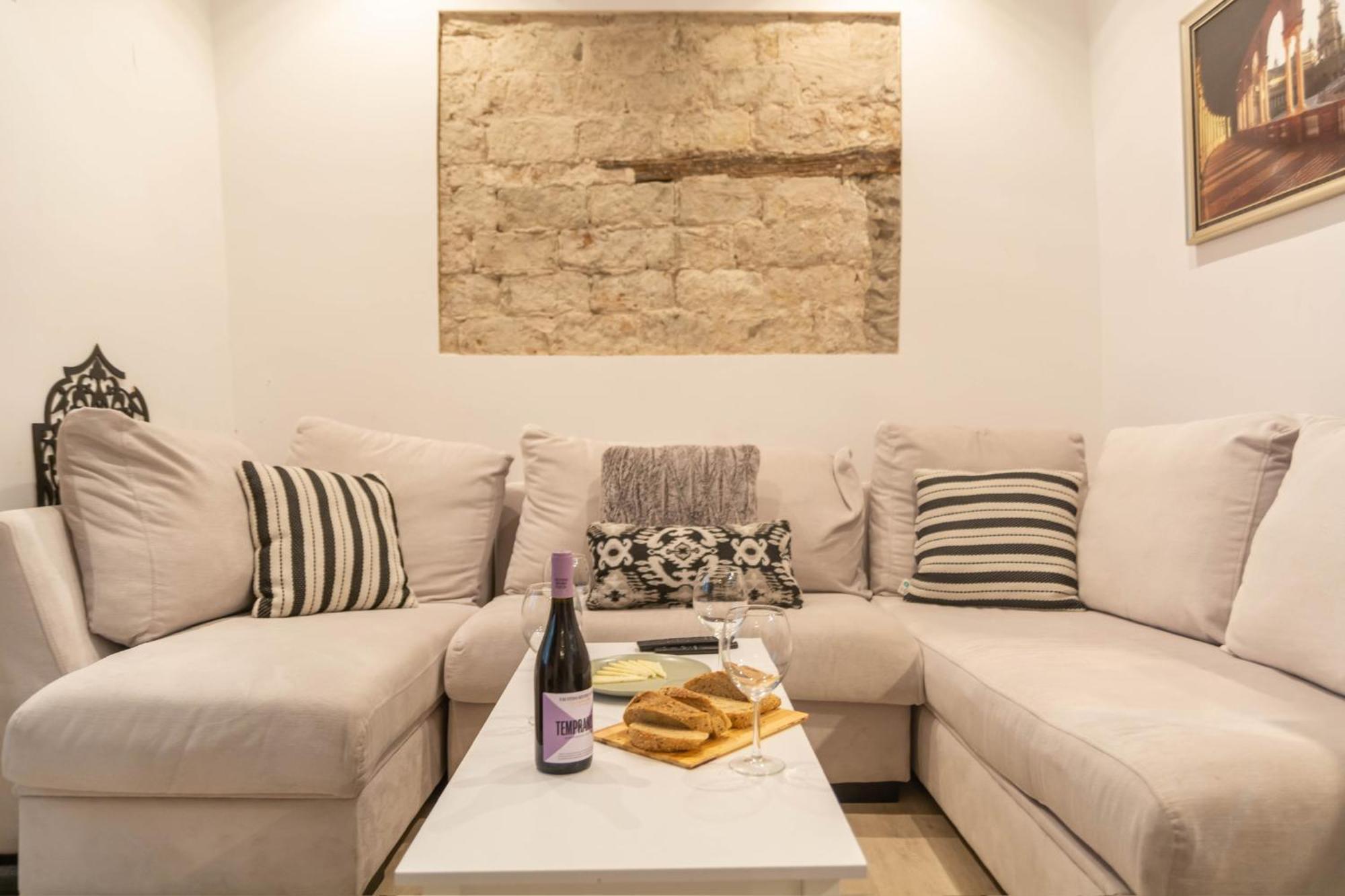 5-Bedroom Gem In The Heart Of Seville Exterior photo