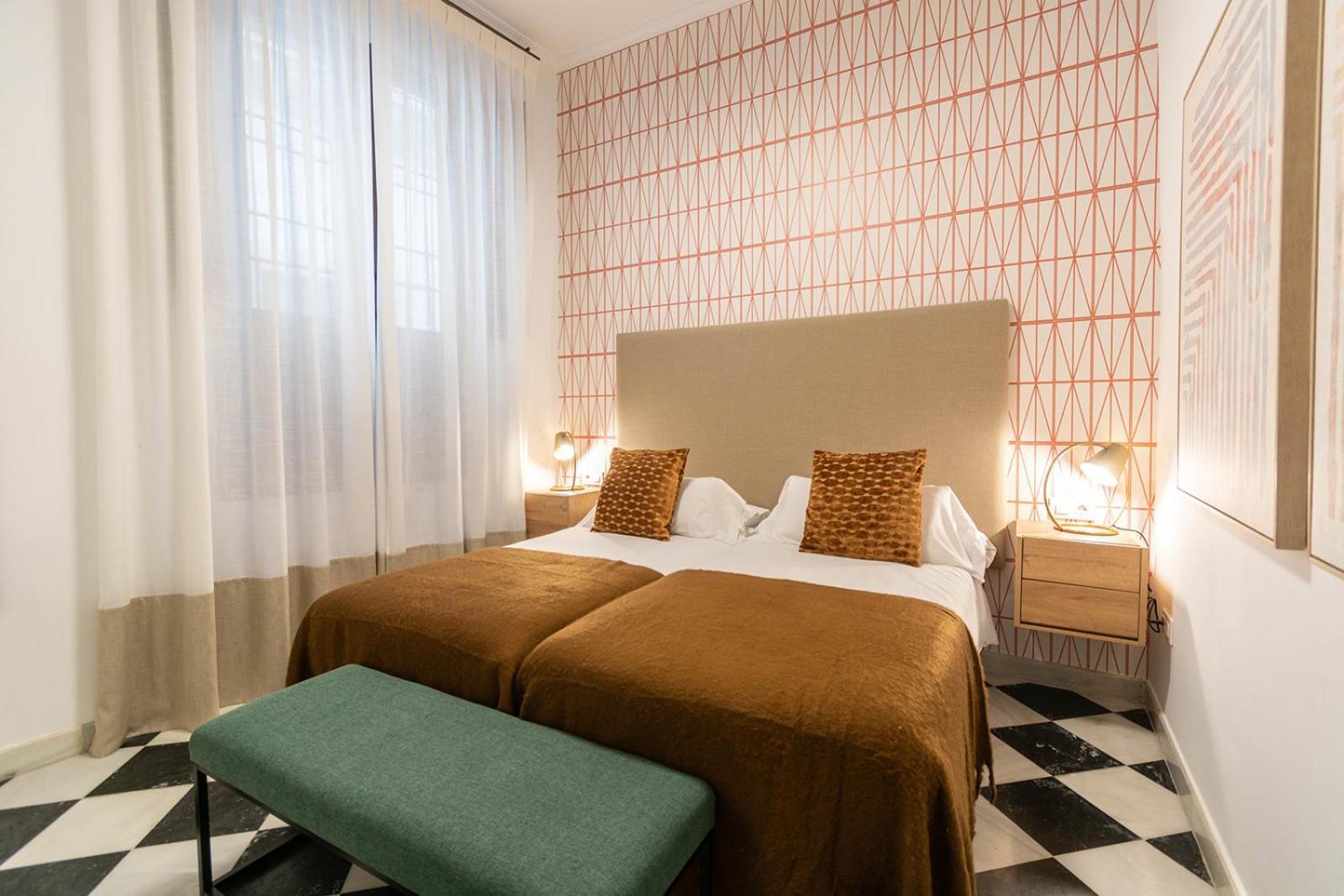 5-Bedroom Gem In The Heart Of Seville Exterior photo