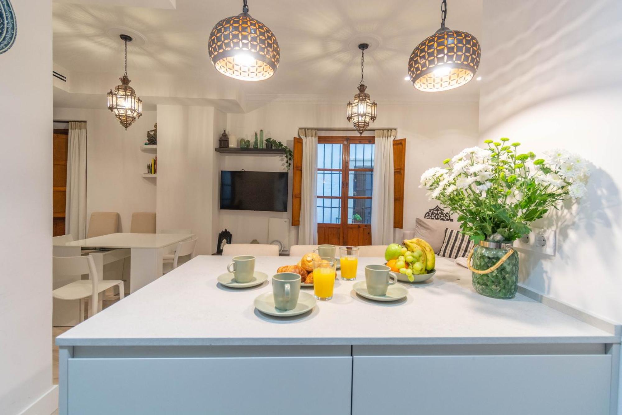 5-Bedroom Gem In The Heart Of Seville Exterior photo
