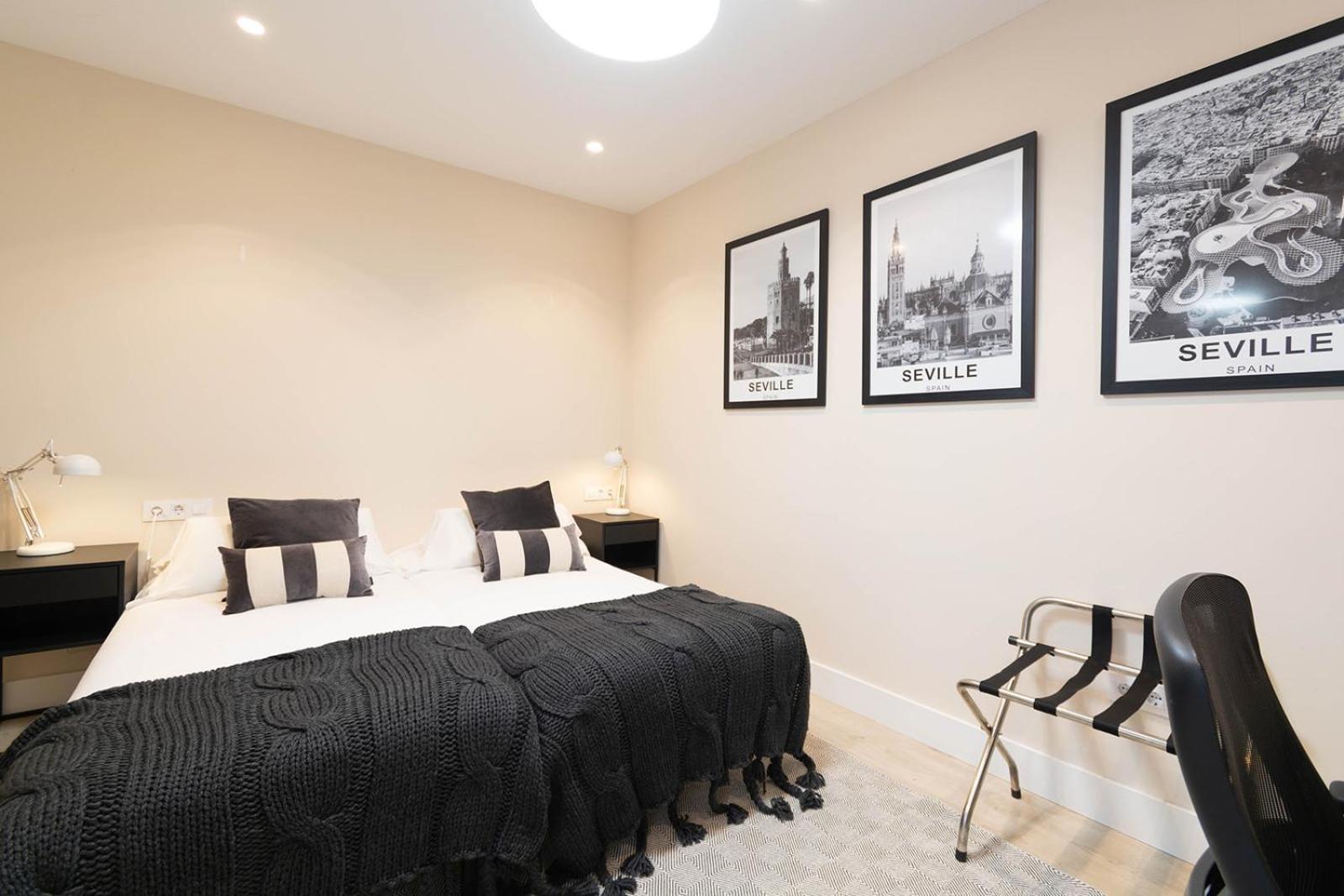 5-Bedroom Gem In The Heart Of Seville Exterior photo