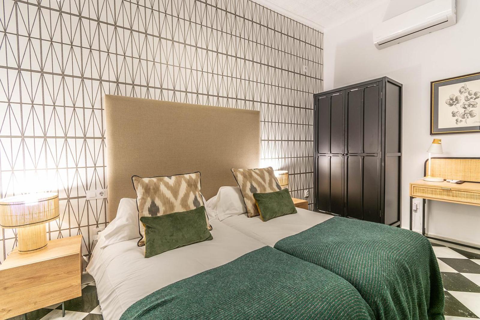 5-Bedroom Gem In The Heart Of Seville Exterior photo